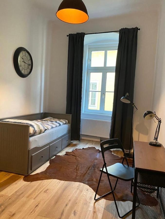 Industrial Apartment Schlossberg Linz Luaran gambar